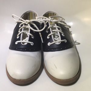 50s inspired oxford flats